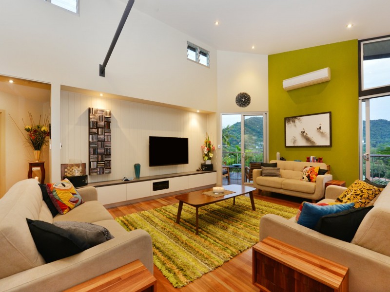 20 Bel-Air Drive, Whitfield QLD 4870