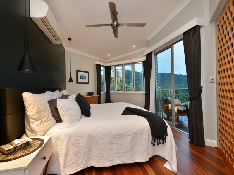 20 Bel-Air Drive, Whitfield QLD 4870