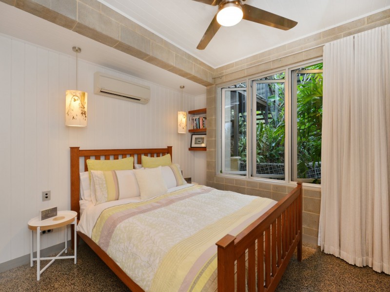 20 Bel-Air Drive, Whitfield QLD 4870