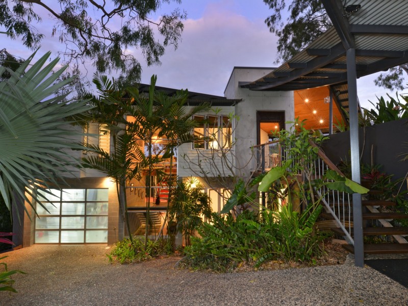 20 Bel-Air Drive, Whitfield QLD 4870