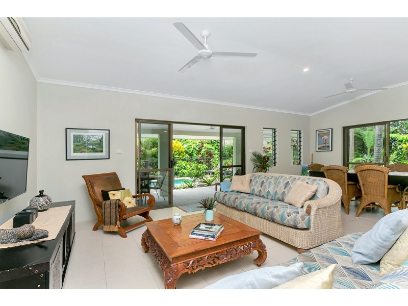 4 Onyx Street, Clifton Beach QLD 4879