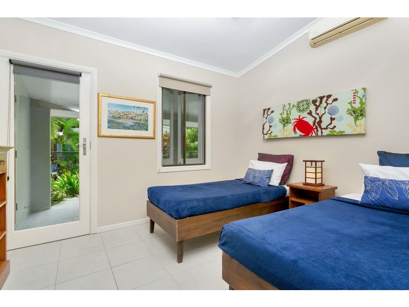 4 Onyx Street, Clifton Beach QLD 4879