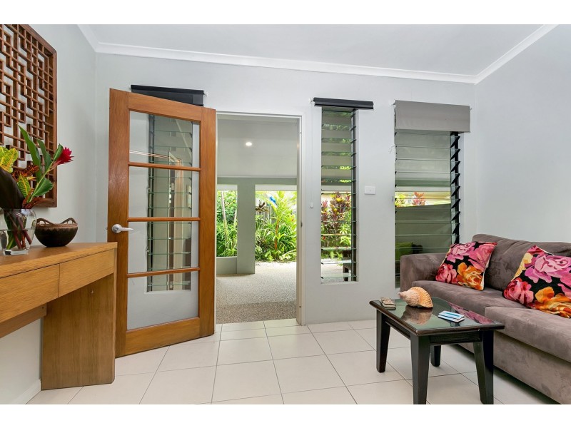 4 Onyx Street, Clifton Beach QLD 4879