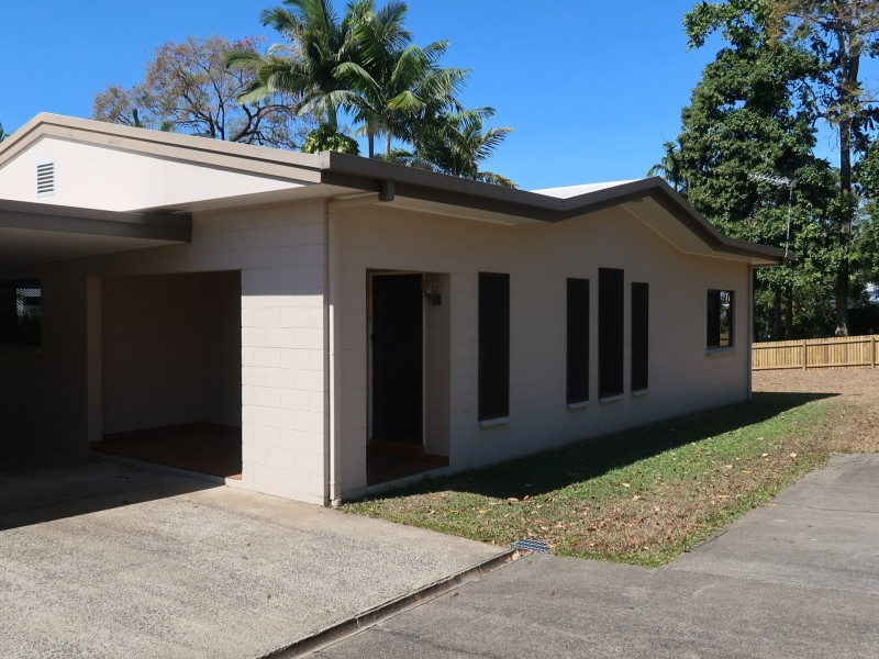 2/7 Clacherty Street, Stratford QLD 4870