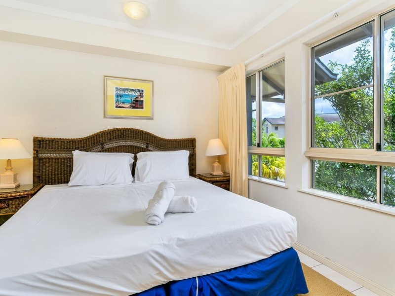 1227/2 Greenslopes Street, Cairns North QLD 4870