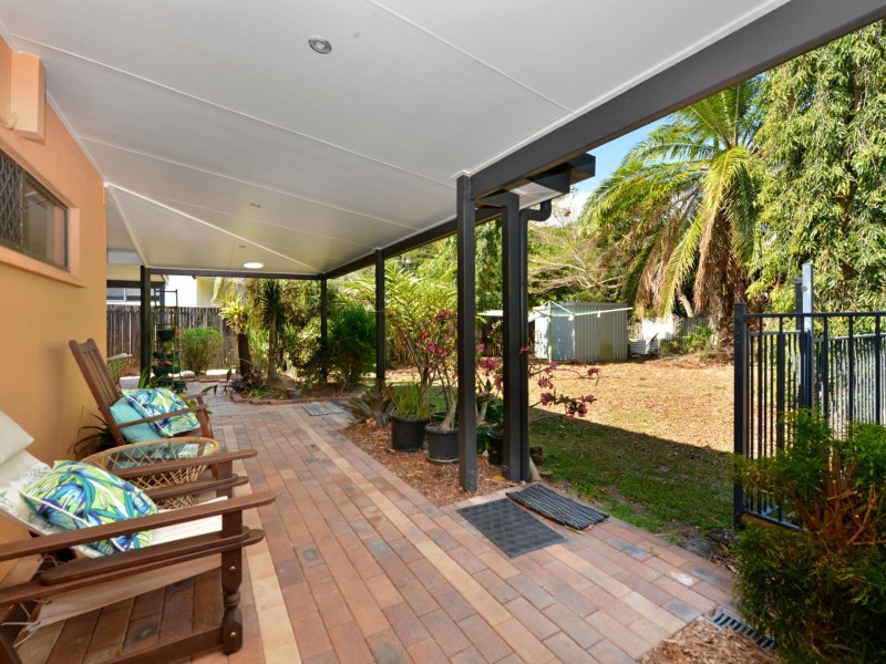 11 Iona Close, Edge Hill QLD 4870