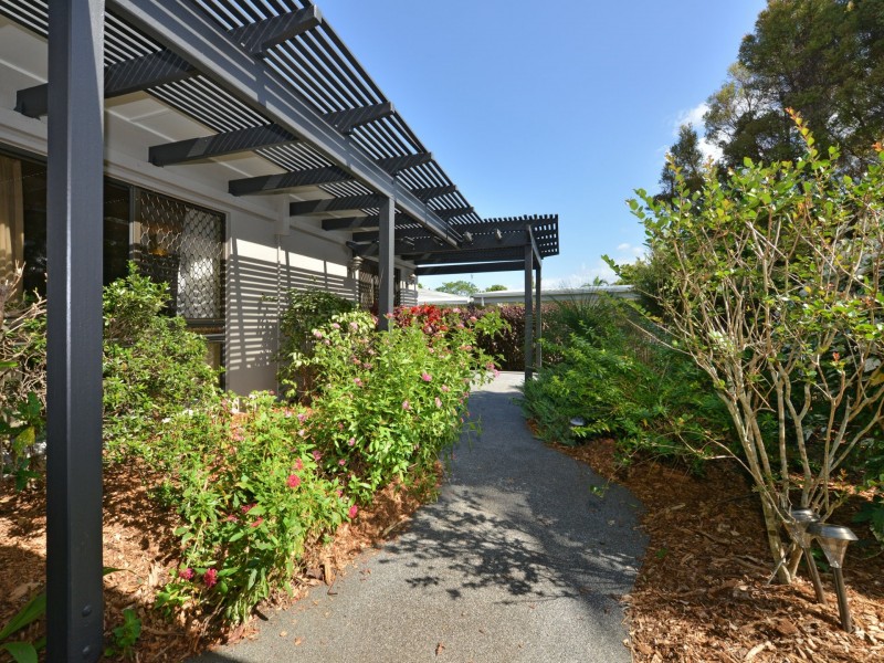 11 Iona Close, Edge Hill QLD 4870