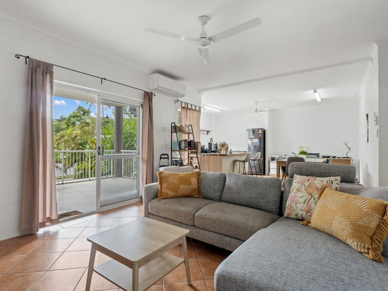 15/40-42 Old Smithfield Road, Freshwater QLD 4870