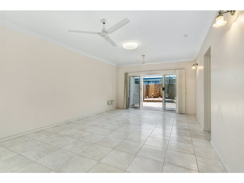 4/8 Clare Street, Parramatta Park QLD 4870