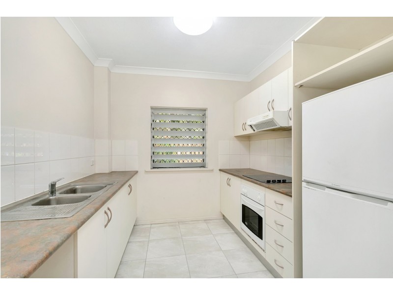 4/8 Clare Street, Parramatta Park QLD 4870