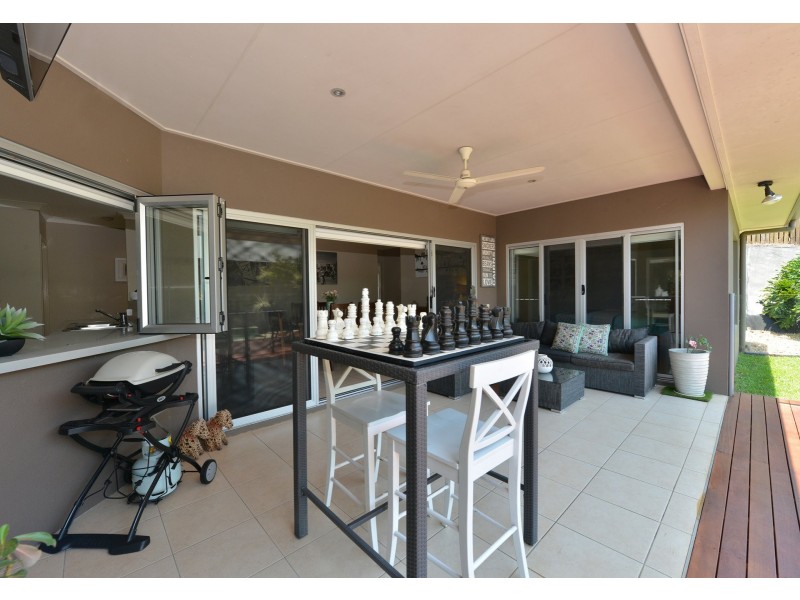 5 Chapel Close, Brinsmead QLD 4870