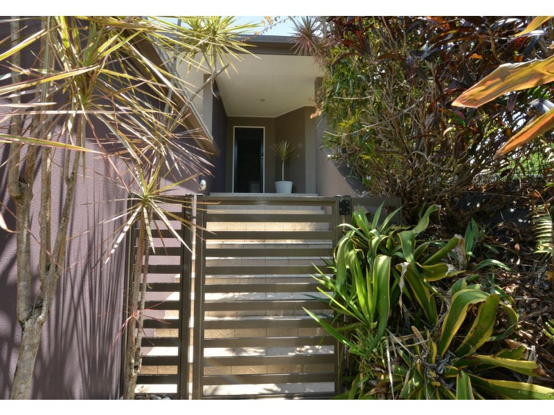 5 Chapel Close, Brinsmead QLD 4870