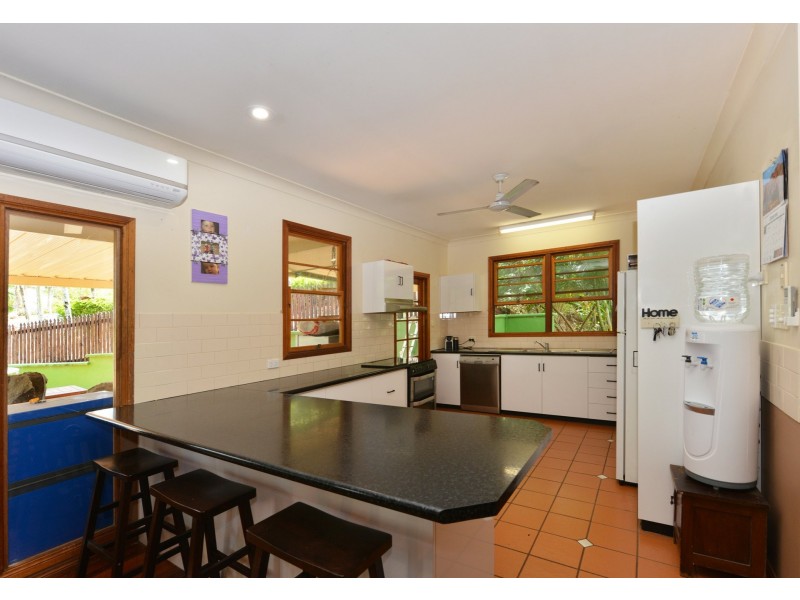 4-6 Tolson Close, Brinsmead QLD 4870
