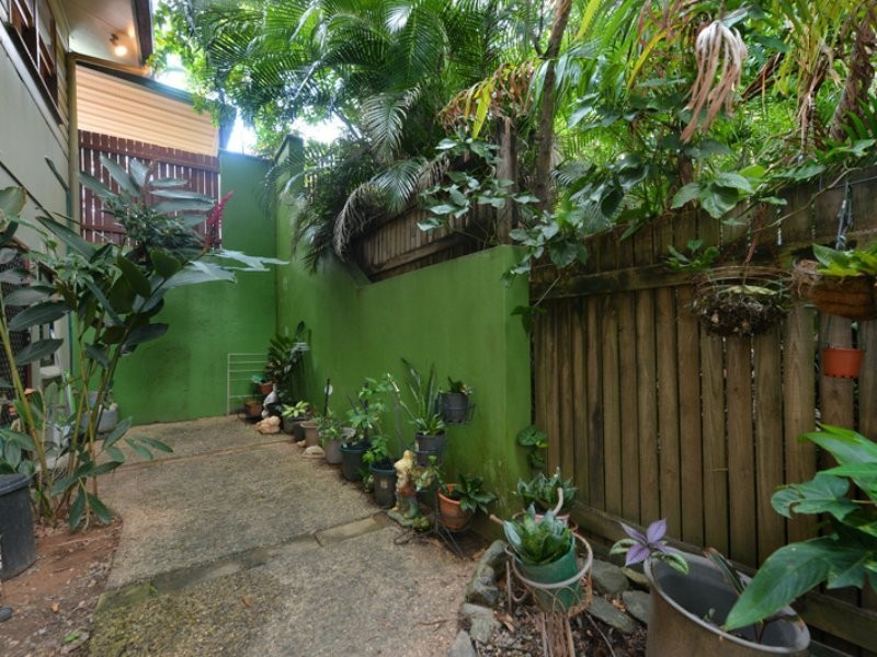 4-6 Tolson Close, Brinsmead QLD 4870