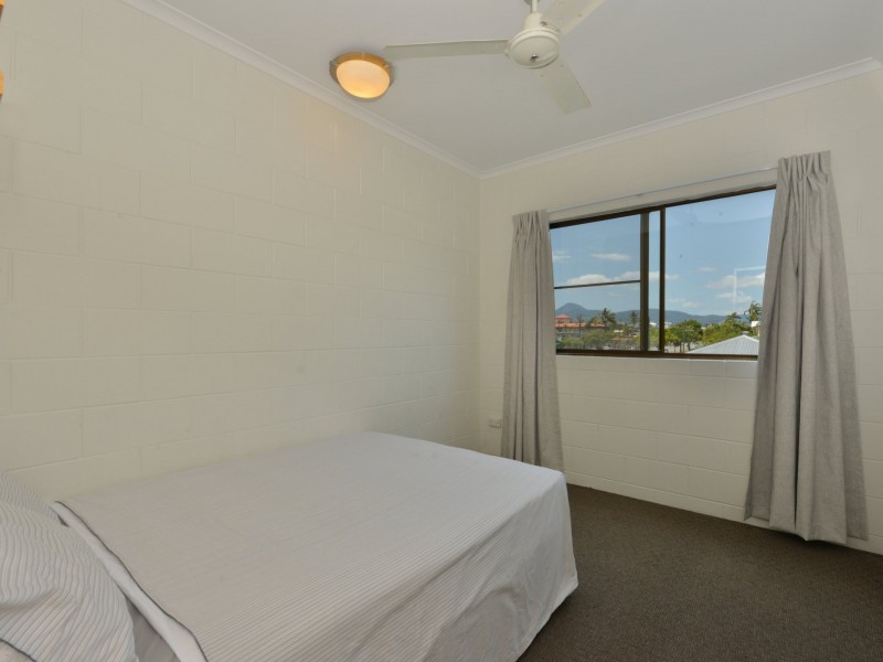 19/215-217 McLeod Street, Cairns North QLD 4870