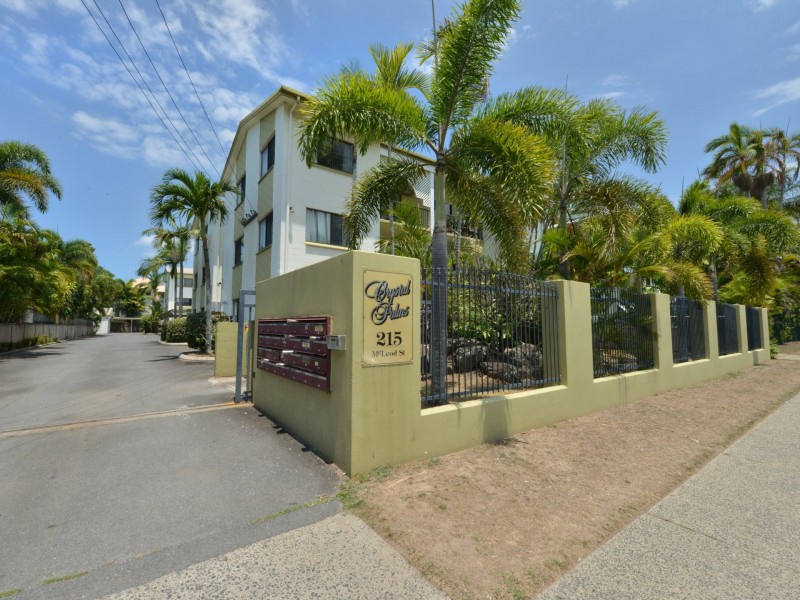 19/215-217 McLeod Street, Cairns North QLD 4870