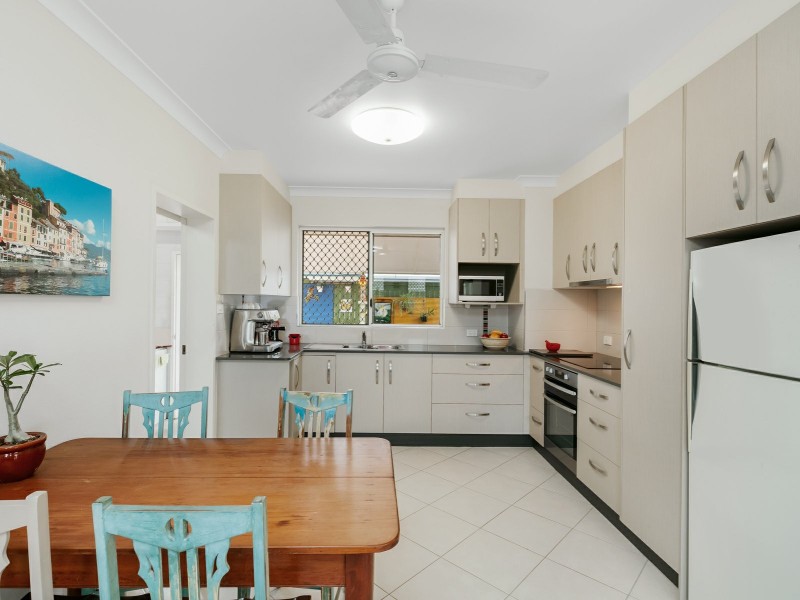 1/22 Nesbit Street, Whitfield QLD 4870