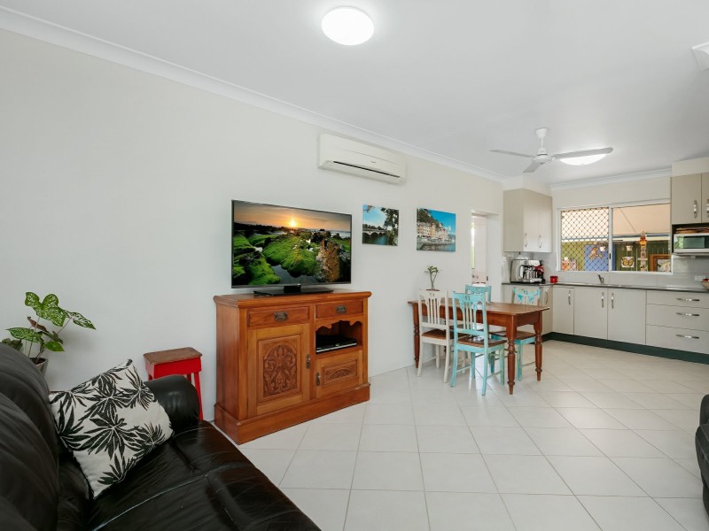 1/22 Nesbit Street, Whitfield QLD 4870