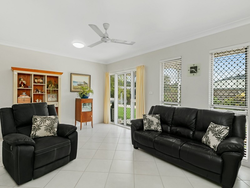 1/22 Nesbit Street, Whitfield QLD 4870