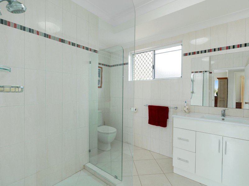 1/22 Nesbit Street, Whitfield QLD 4870