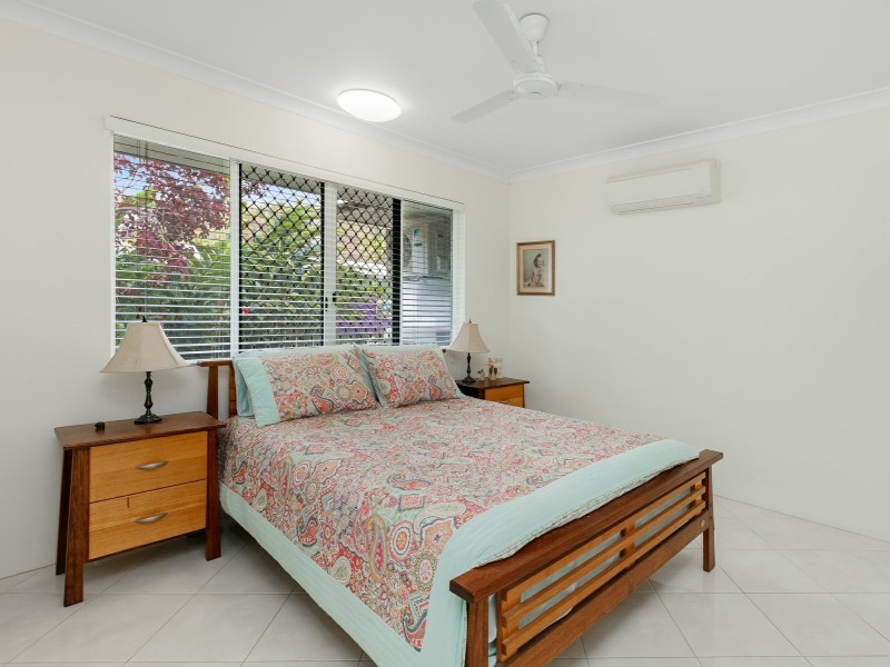 2/22 Nesbit Street, Whitfield QLD 4870