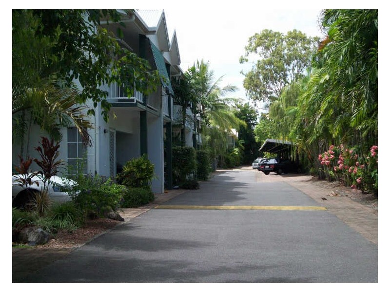 9/9-11 Behan Street, Manunda QLD 4870
