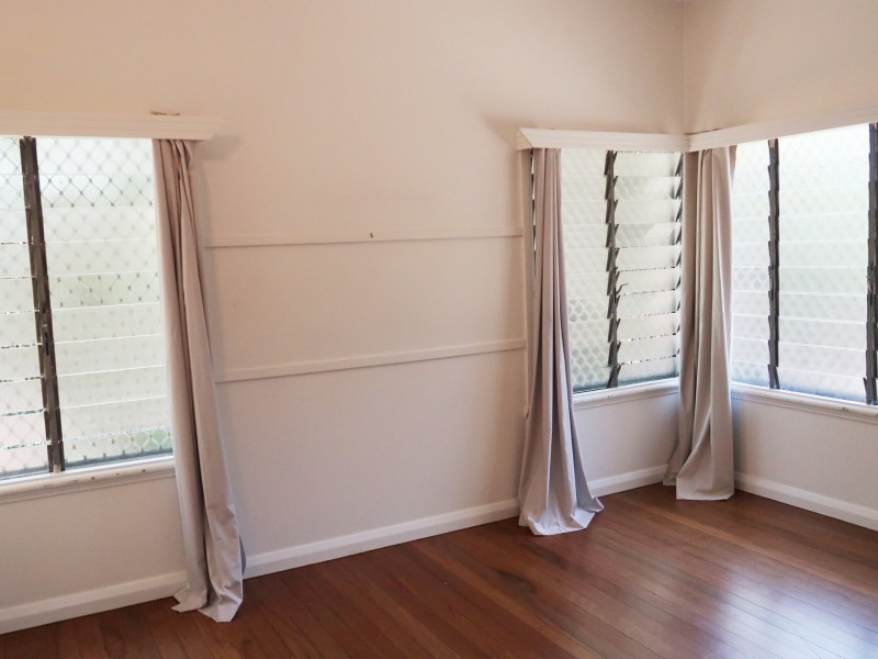 102 Woodward Street, Edge Hill QLD 4870