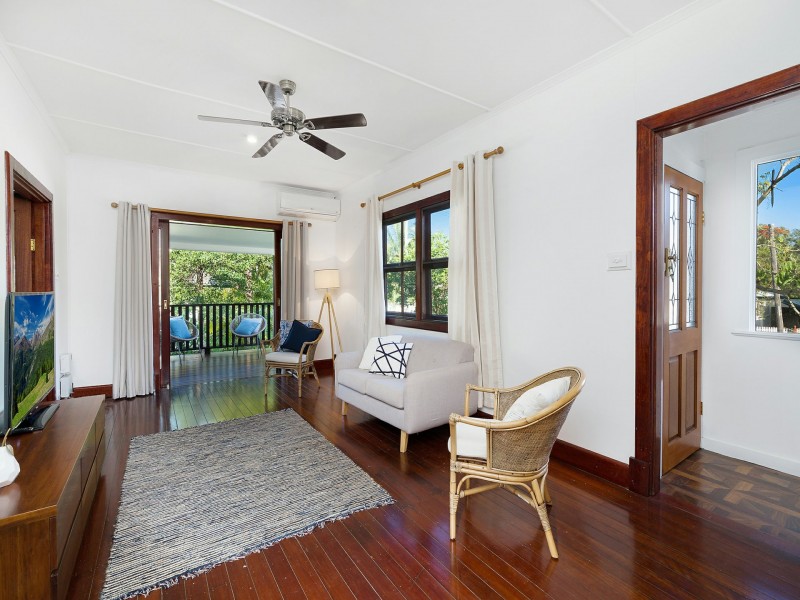 22 Mona Street, Whitfield QLD 4870