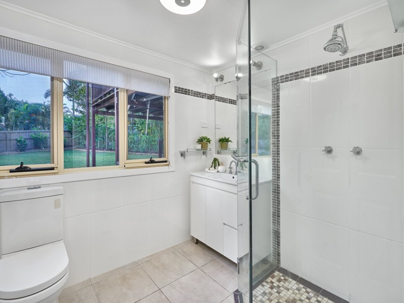 22 Mona Street, Whitfield QLD 4870