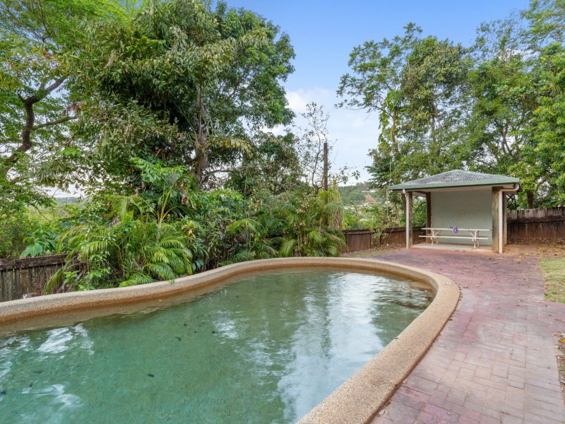 10/5 Brinsmead Terrace, Kanimbla QLD 4870