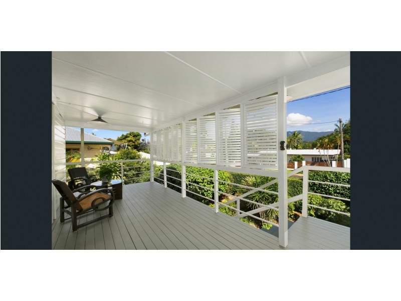 14 Junction Street, Edge Hill QLD 4870