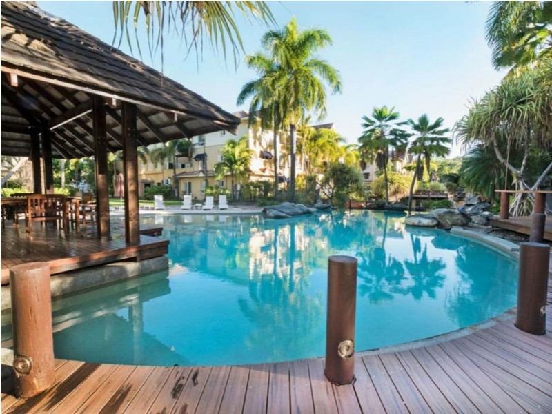 1620/2 Greenslopes Street, Cairns North QLD 4870