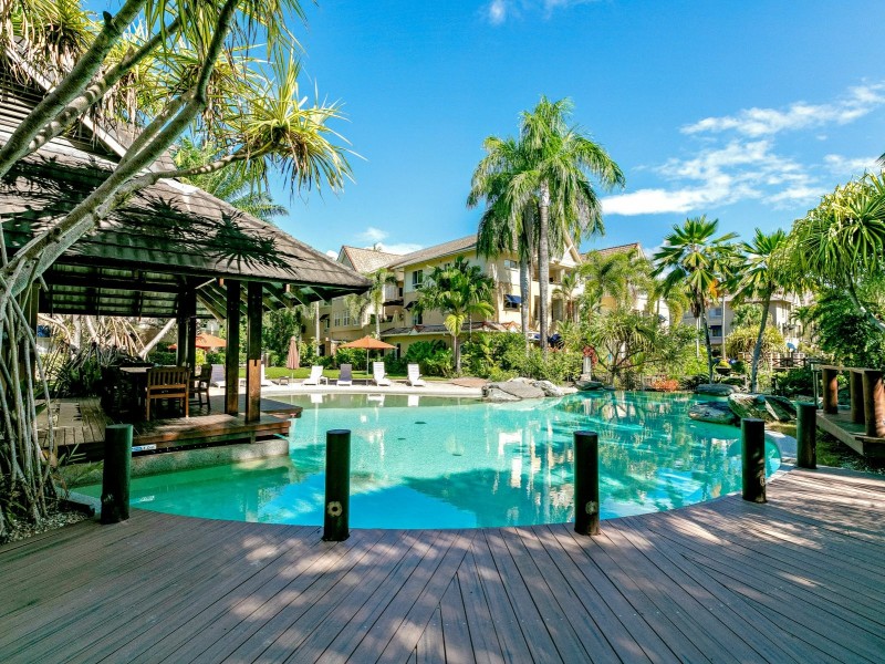 501/2 Greenslopes Street, Cairns North QLD 4870