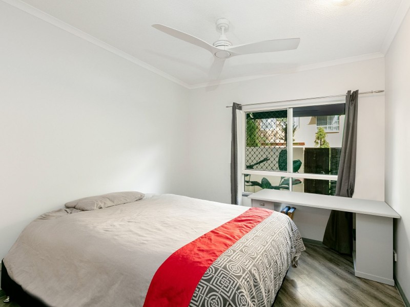 501/2 Greenslopes Street, Cairns North QLD 4870