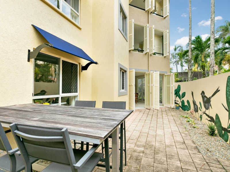 501/2 Greenslopes Street, Cairns North QLD 4870
