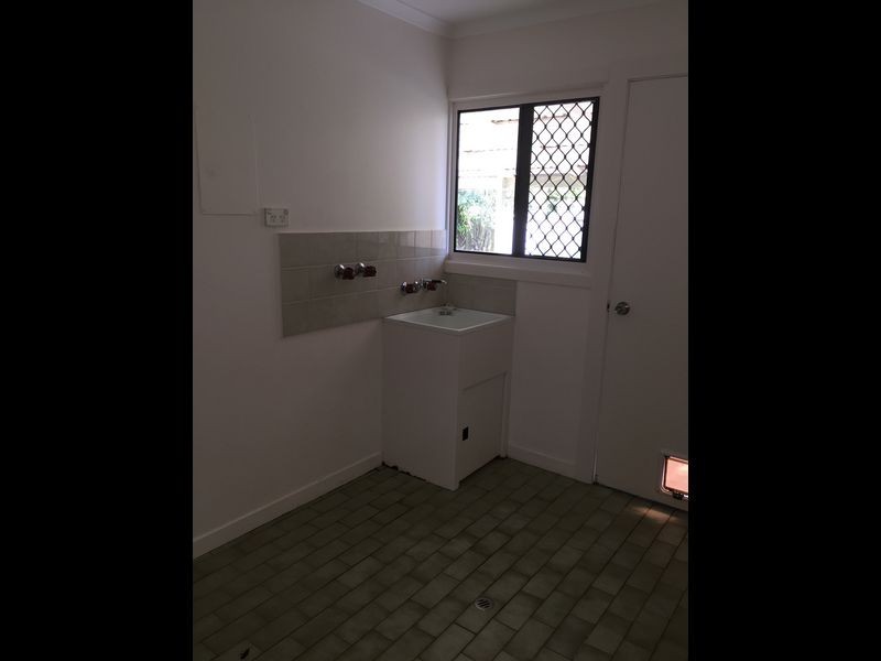 8 Gardiner Close, Brinsmead QLD 4870