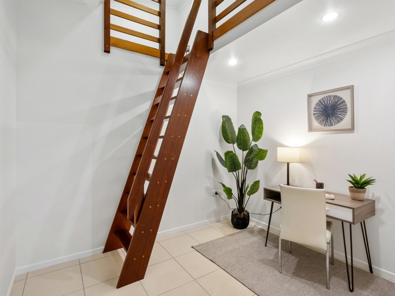 3 East Parkridge Drive, Brinsmead QLD 4870