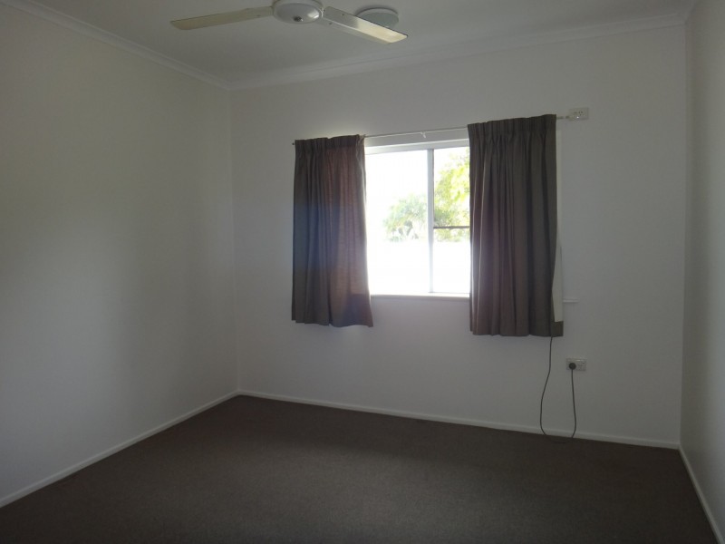 9/13 Springfield Crescent, Manoora QLD 4870