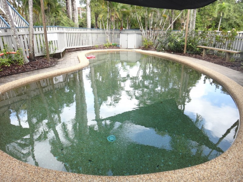 9/13 Springfield Crescent, Manoora QLD 4870