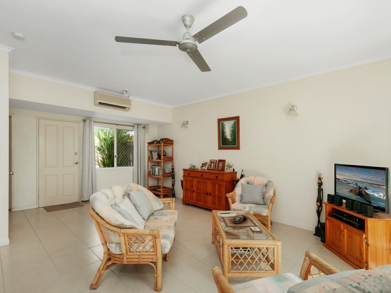55/5-15 McGregor Street, Mooroobool QLD 4870