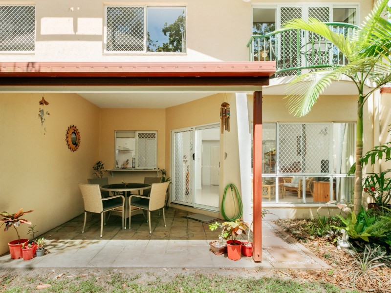 55/5-15 McGregor Street, Mooroobool QLD 4870