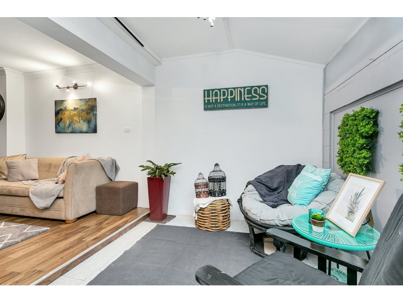 3/4 Crathern Close, Edge Hill QLD 4870