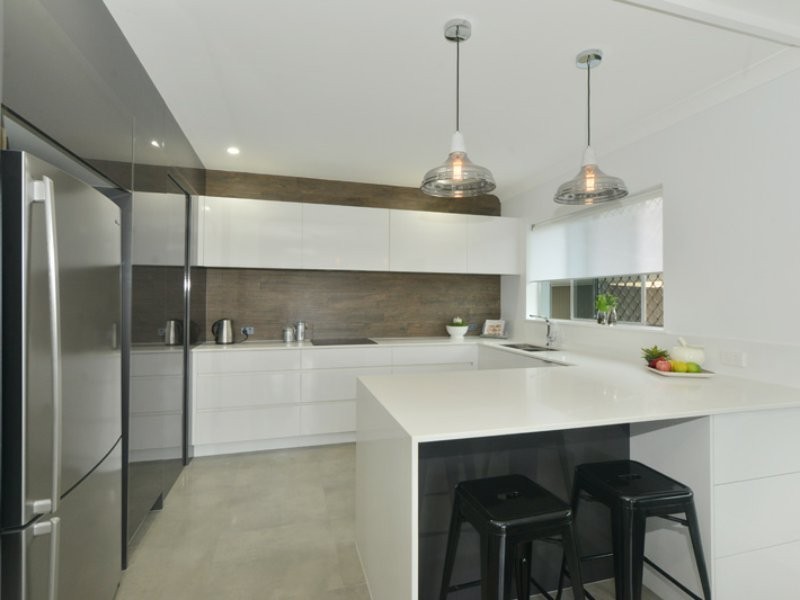 11 Ponticello Street, Whitfield QLD 4870