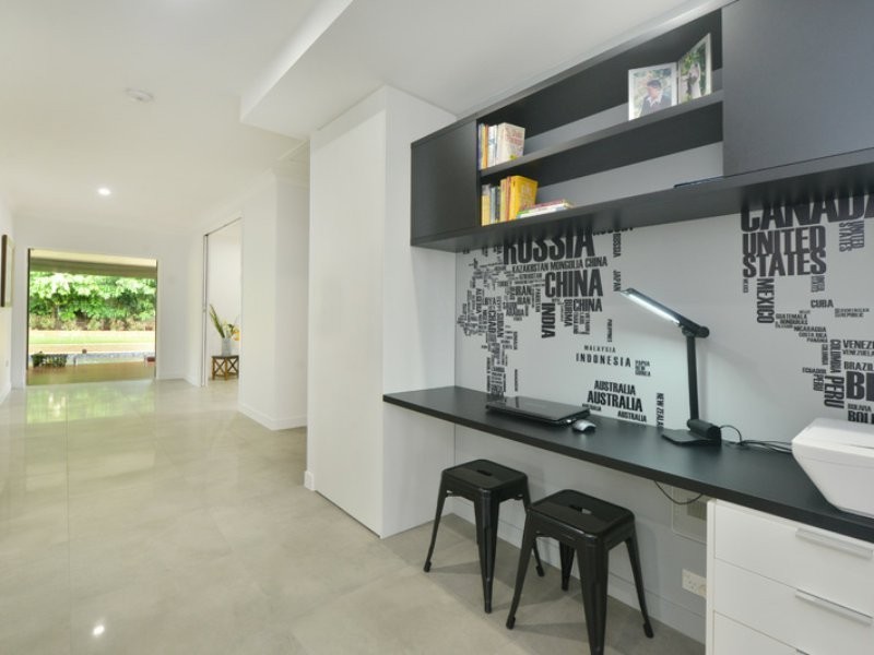 11 Ponticello Street, Whitfield QLD 4870