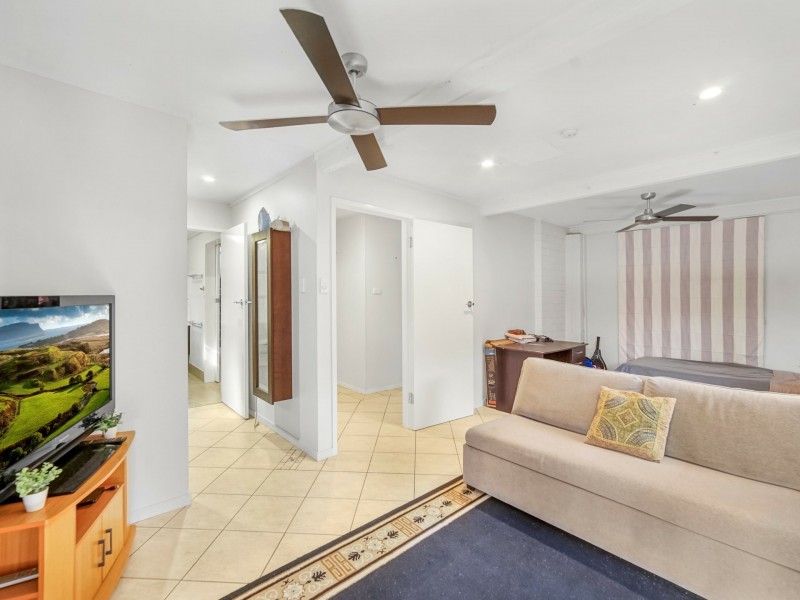 42 Cassia Street, Edge Hill QLD 4870