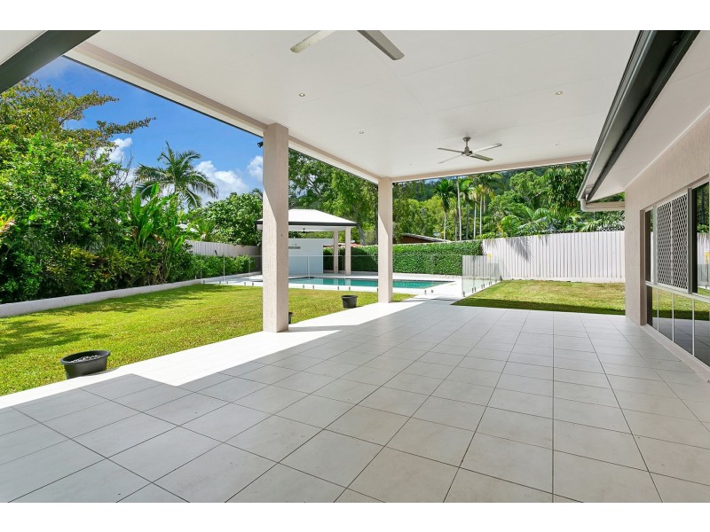 5 Bligh Close, Clifton Beach QLD 4879