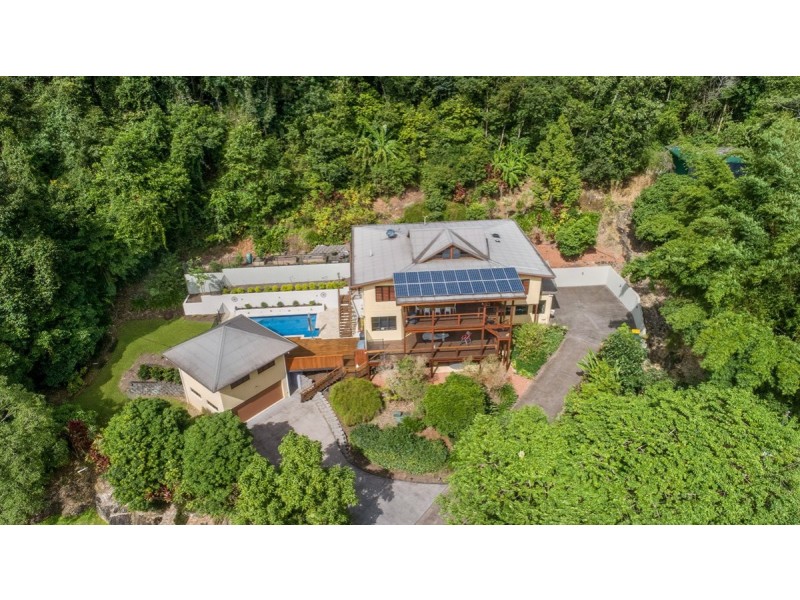 10-12 Cascades Drive, Redlynch QLD 4870