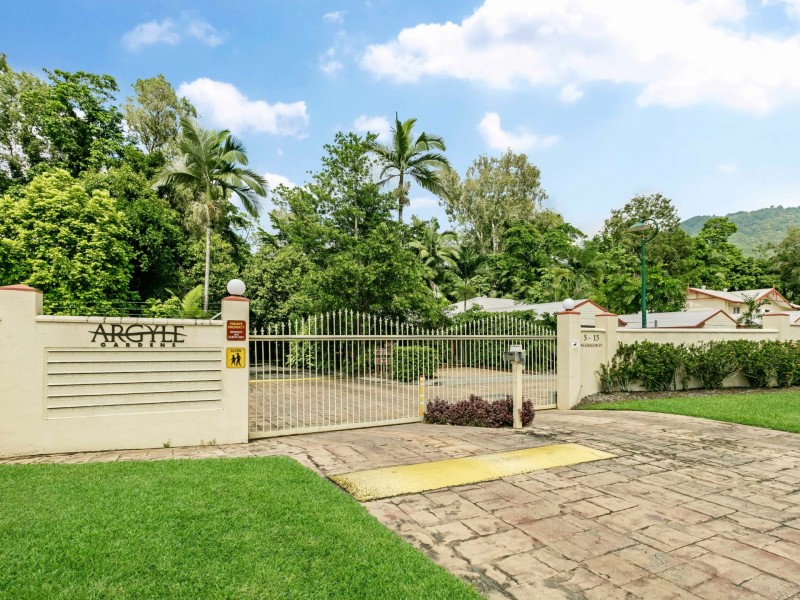40/5-15 McGregor Street, Mooroobool QLD 4870