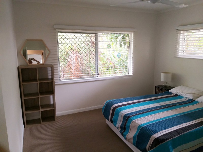 40/5-15 McGregor Street, Mooroobool QLD 4870
