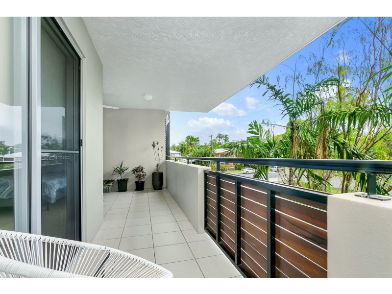 25/521-525 Varley Street, Yorkeys Knob QLD 4878